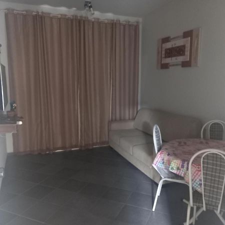 Apartamento Na Maranduba อูบาตูบา ภายนอก รูปภาพ